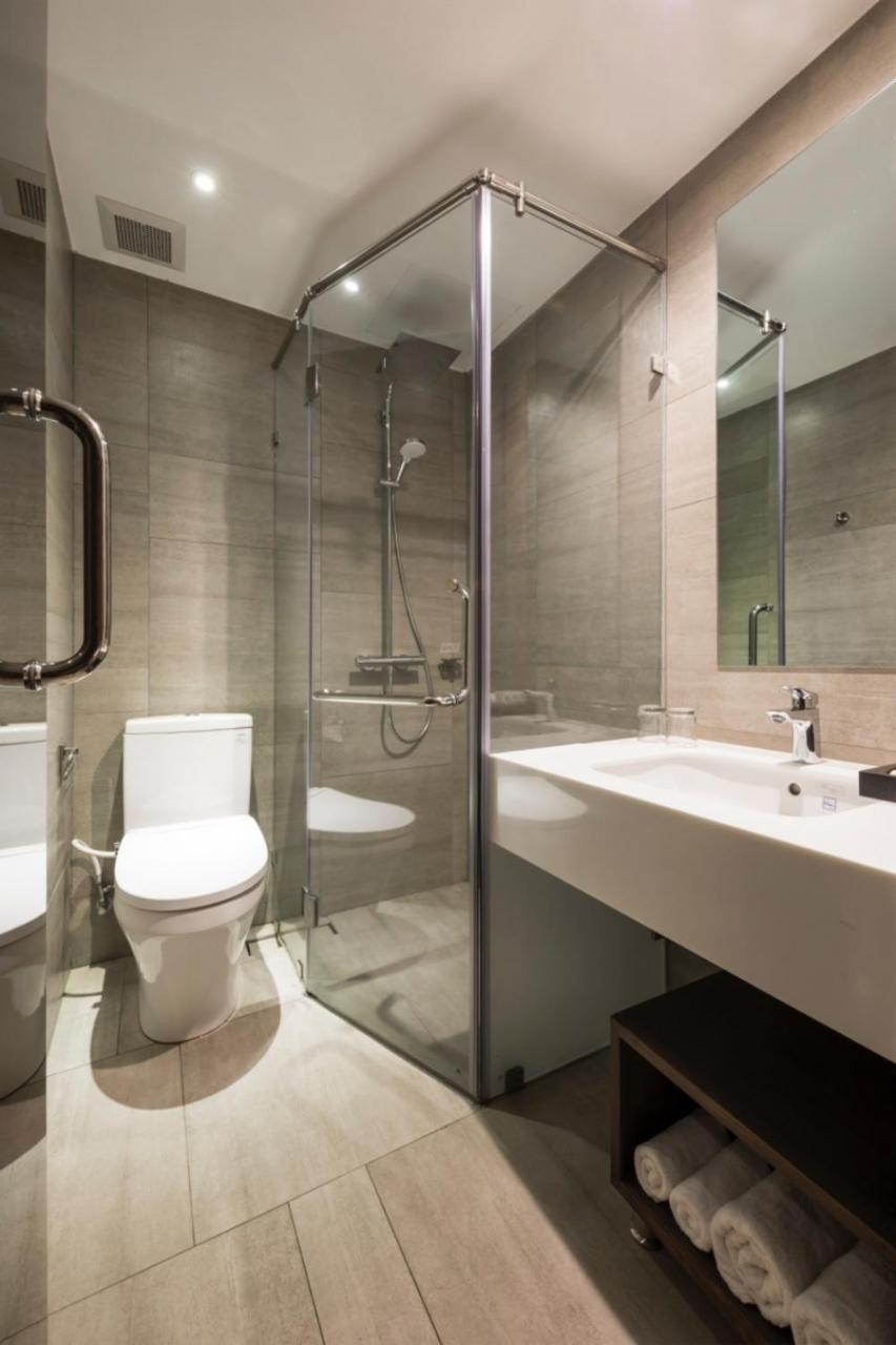 Triple E Hotel Fine Art Museum Ho Chi Minh City Bagian luar foto