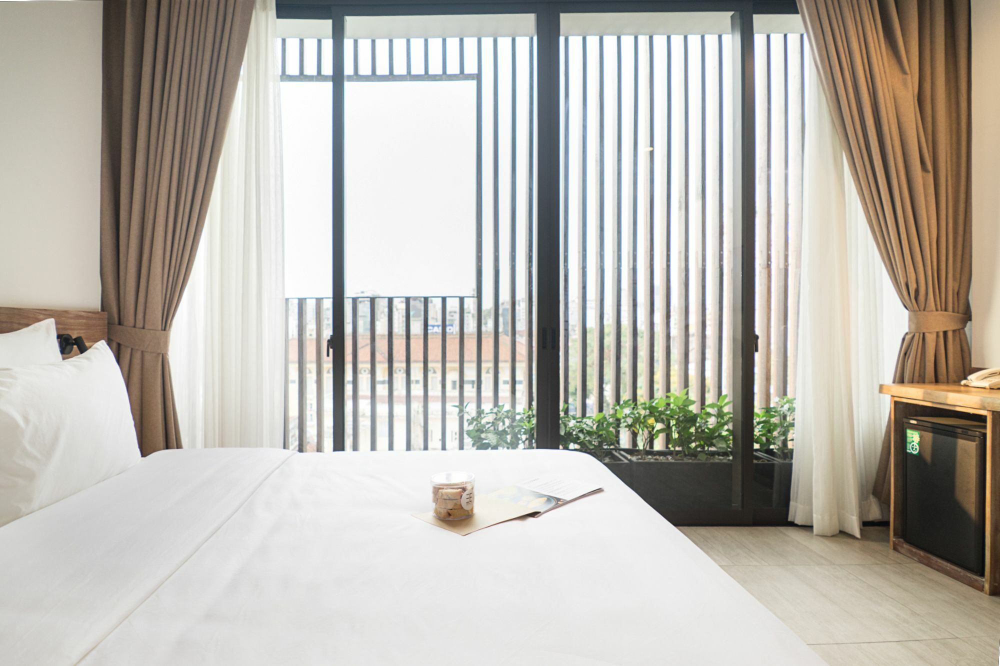 Triple E Hotel Fine Art Museum Ho Chi Minh City Bagian luar foto